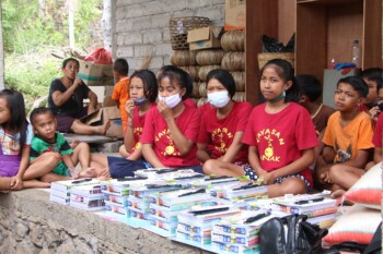 distribution scolaire